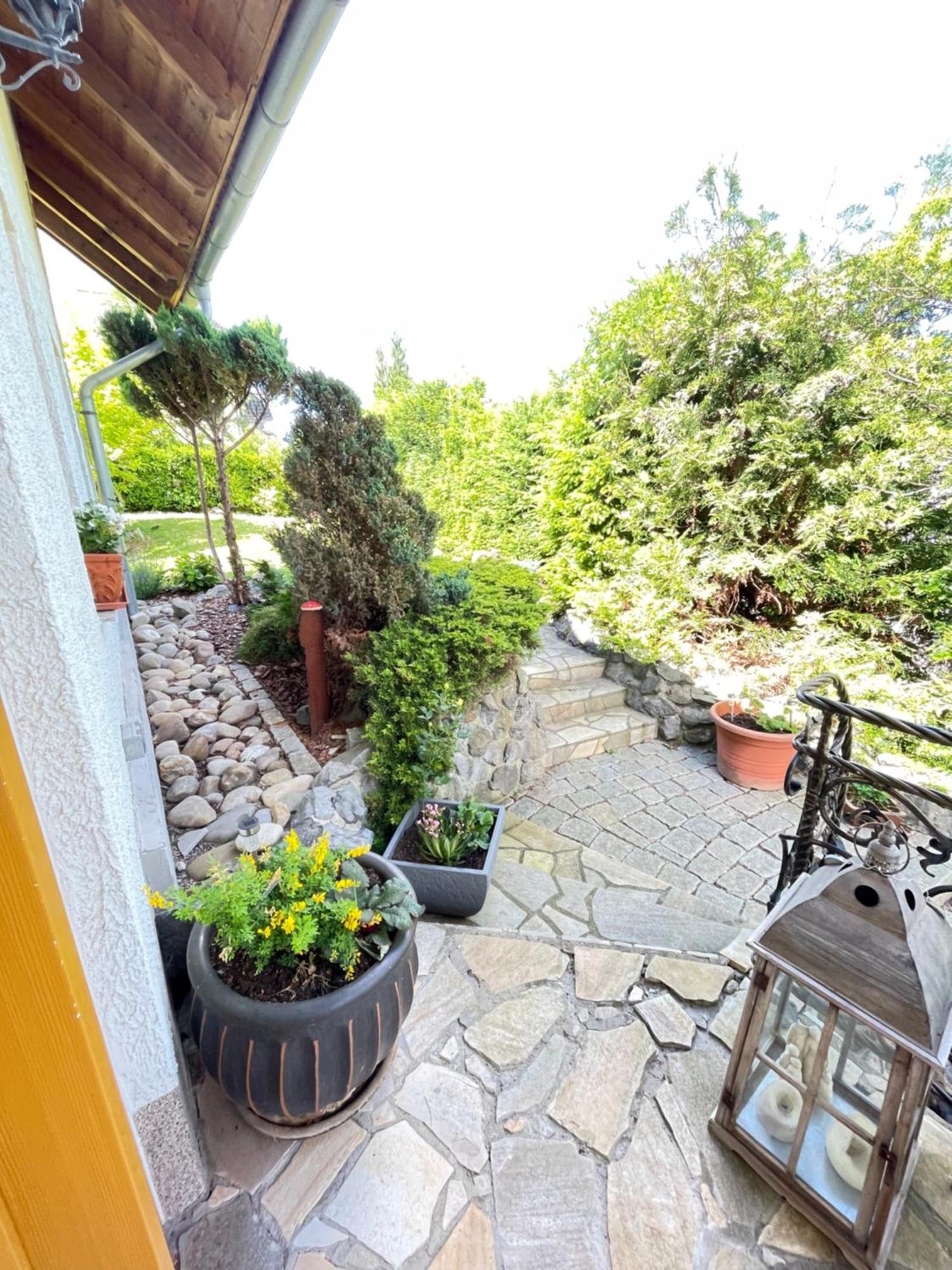Innas Ambiente Hehlen Екстериор снимка